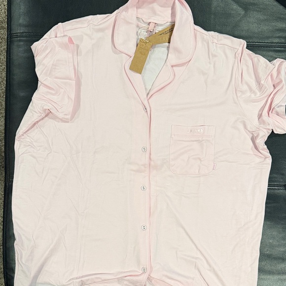 SKIMS Short Sleeve Button Up Set  Color-Bloom SZ-Large - Picture 2 of 3